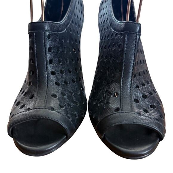 Vaneli Van Eli Womens High Heel Peep Toe Ankle Bootie Laser Cut Outs Leather 7 - Picture 7 of 16